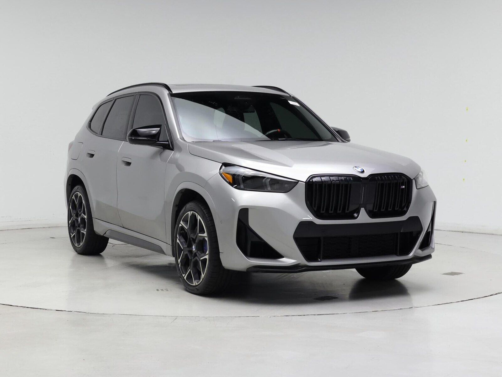 2024 BMW X1