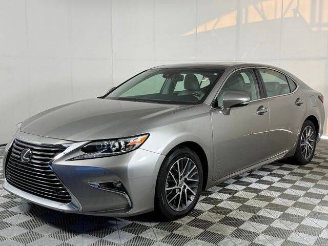 2018 Lexus ES