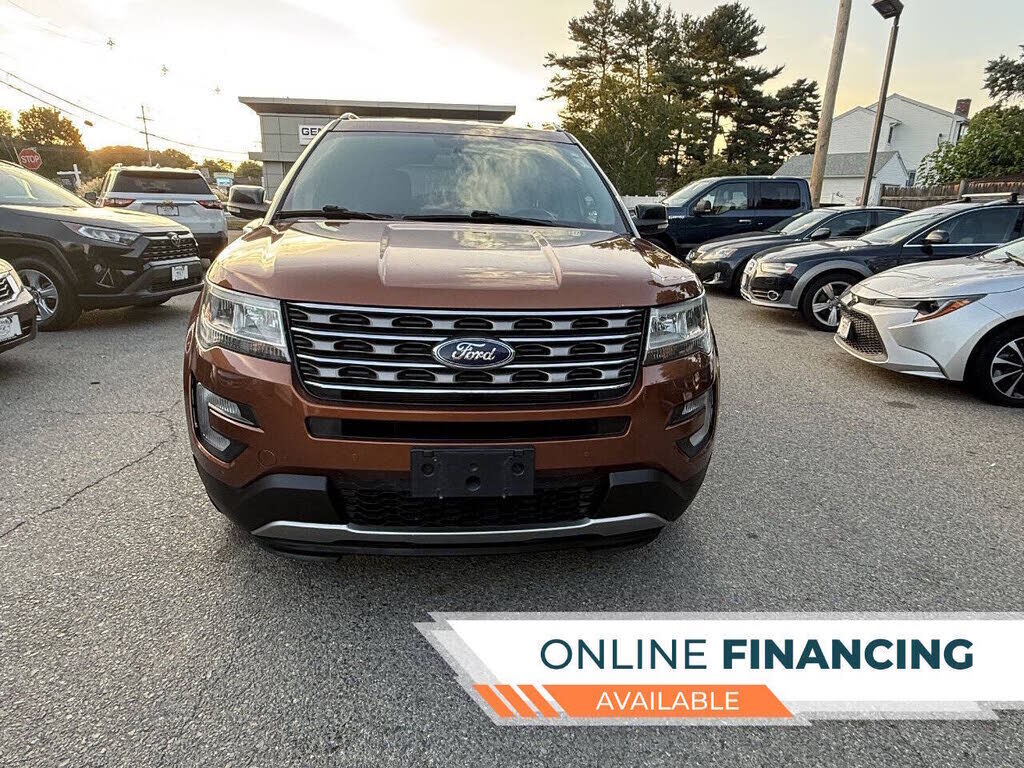 2017 FORD Explorer