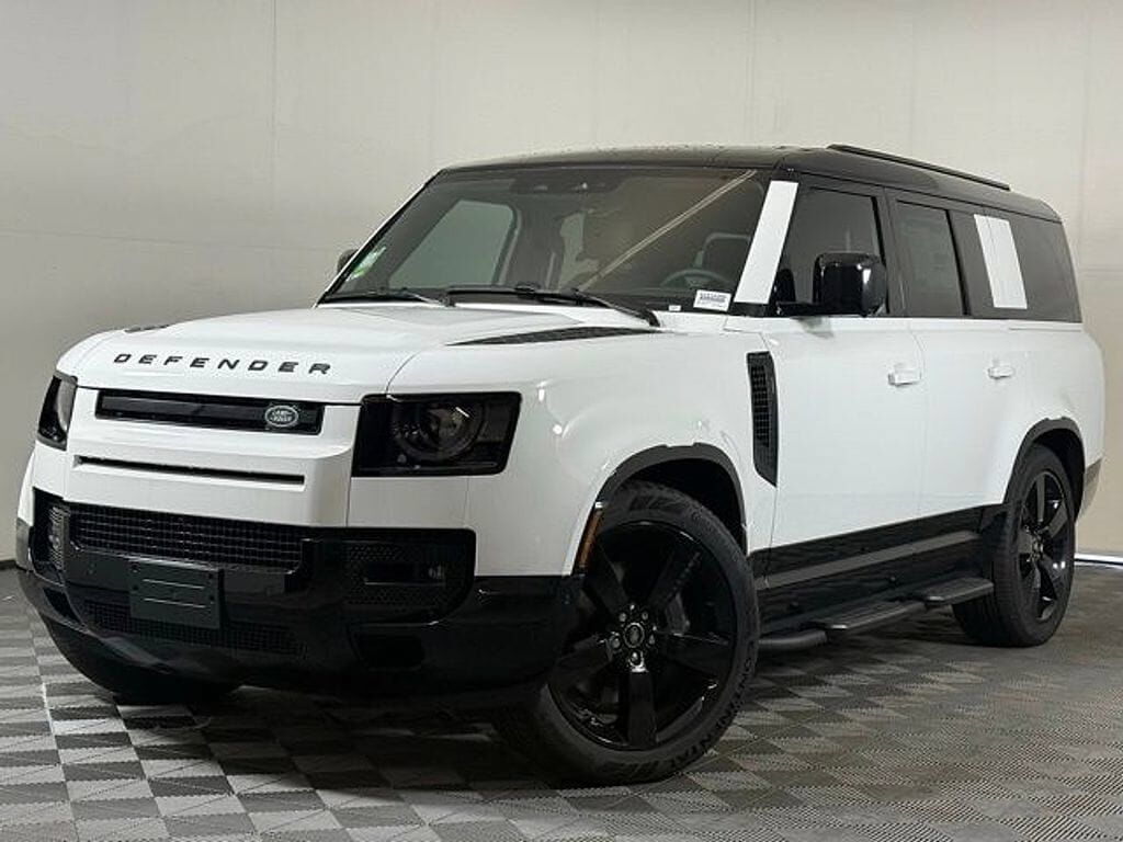 2025 LAND ROVER Defender