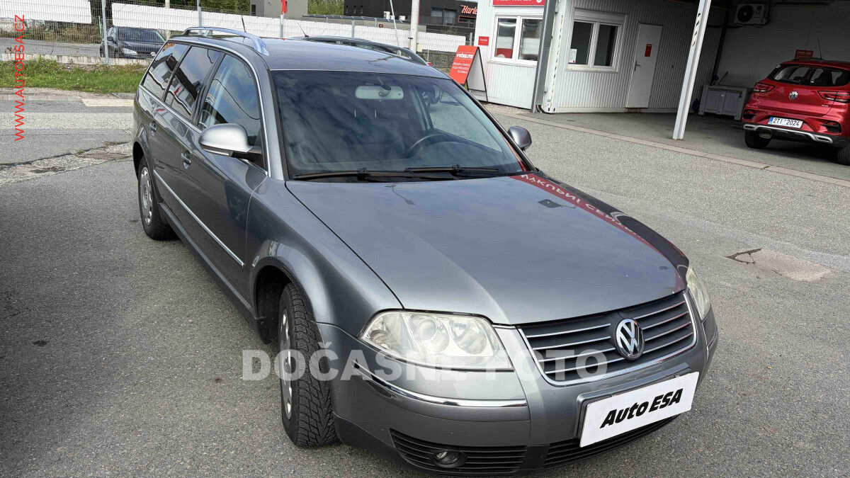 2004 VOLKSWAGEN Passat
