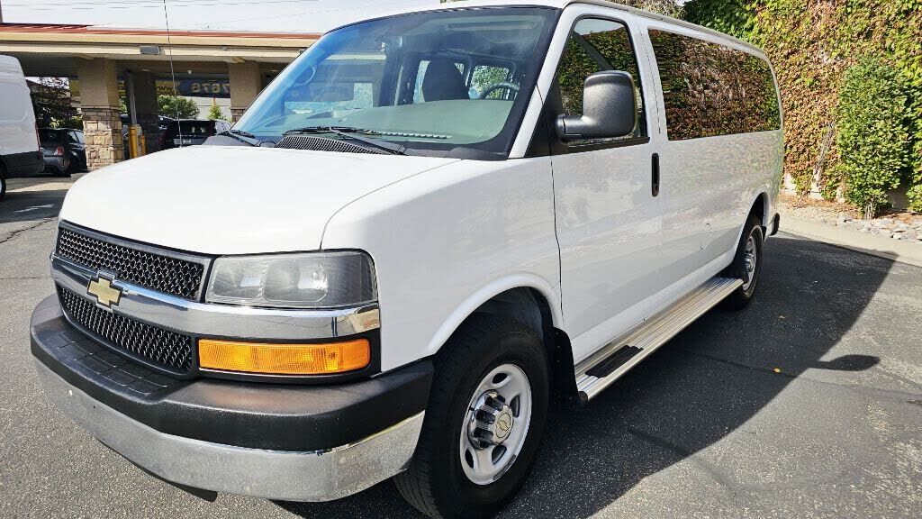 2015 CHEVROLET Express