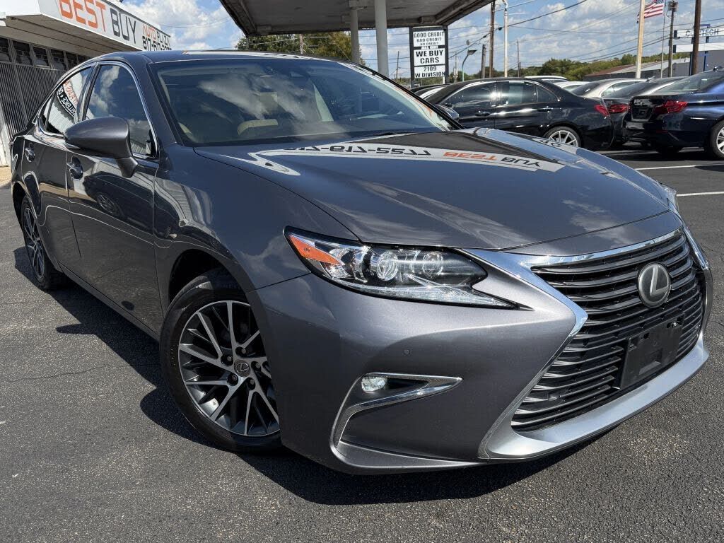 2018 LEXUS ES