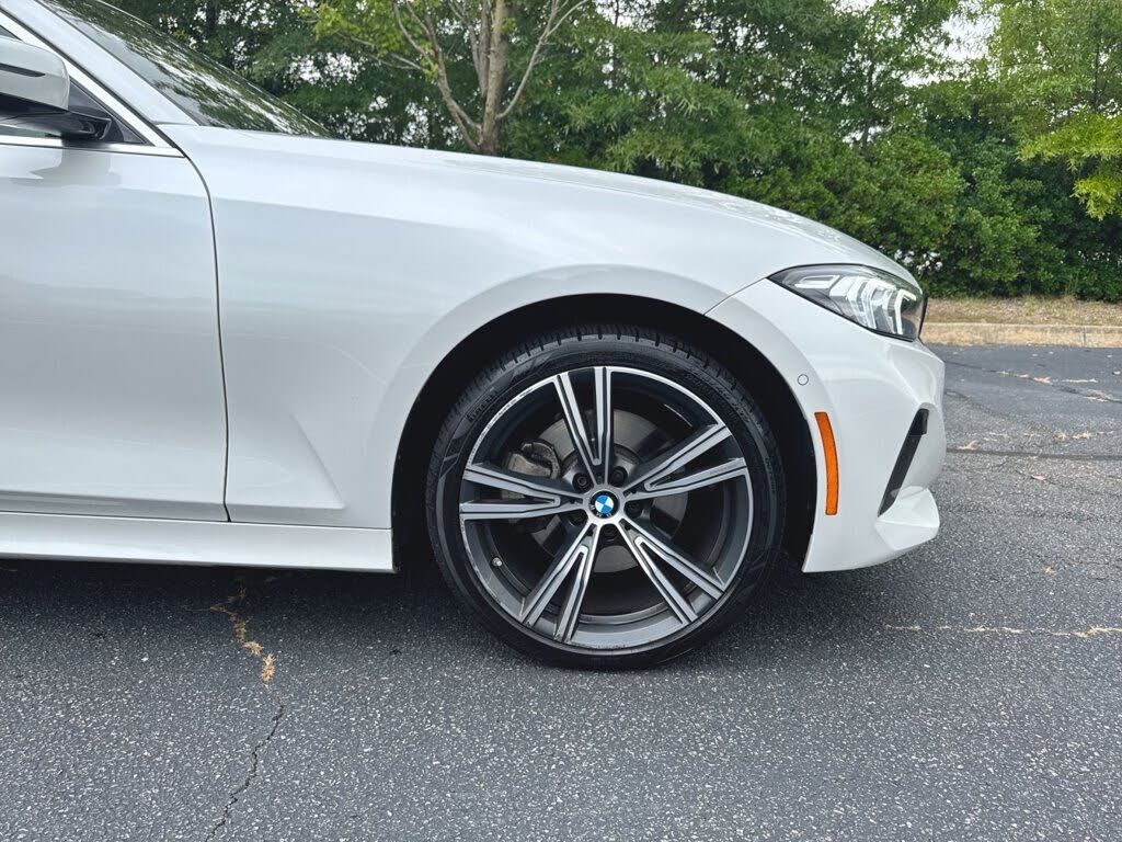2024 BMW 330i