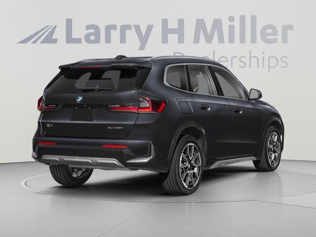2025 BMW X1