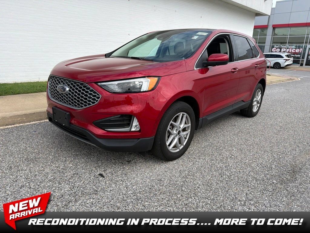 2023 FORD Edge