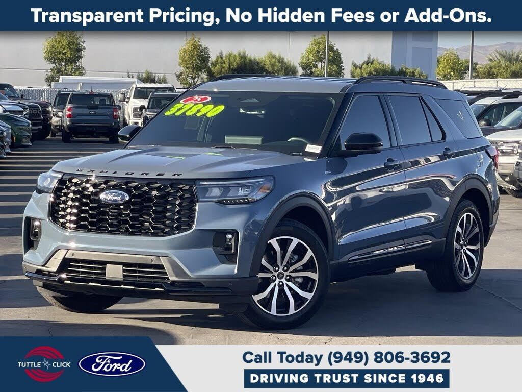 2025 FORD Explorer