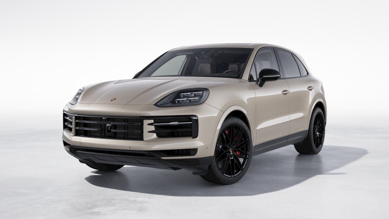 2024 PORSCHE Cayenne