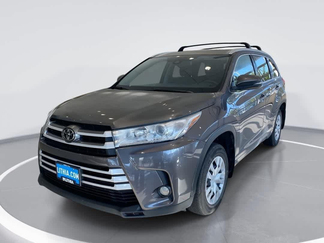 2017 TOYOTA Highlander