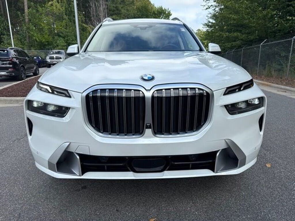 2025 BMW X7
