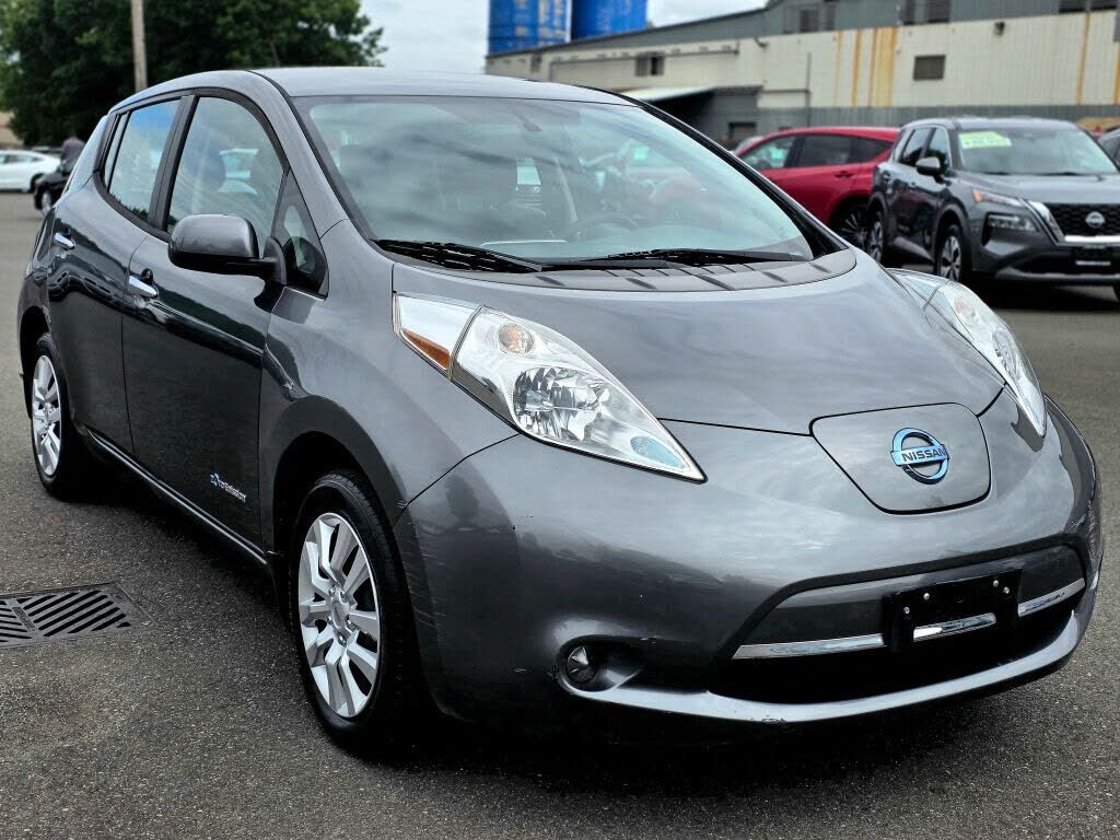 2016 NISSAN Leaf