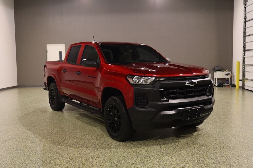 2025 CHEVROLET Colorado