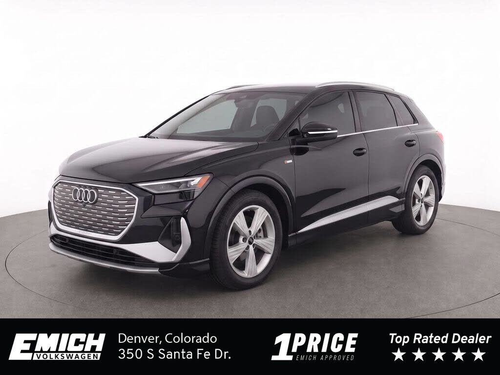 2024 AUDI Q4