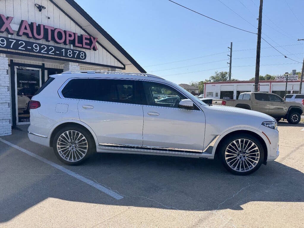 2021 BMW X7