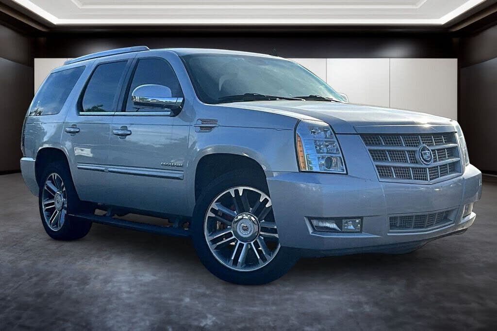 2014 CADILLAC Escalade