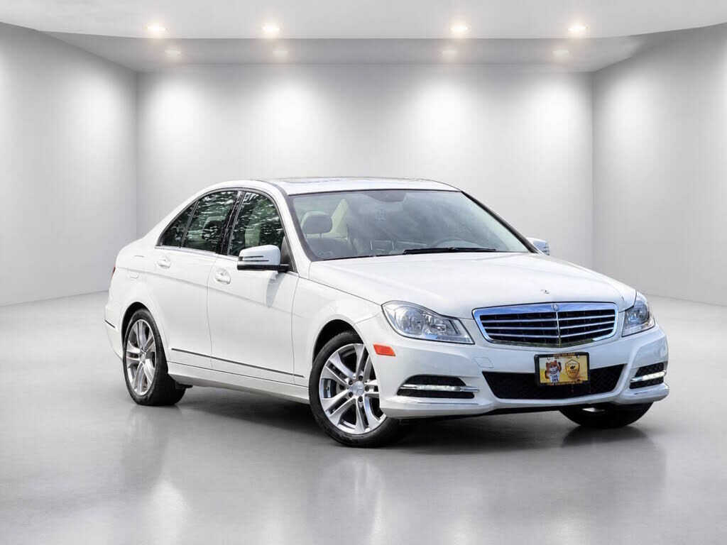 2012 MERCEDES-BENZ C-Class