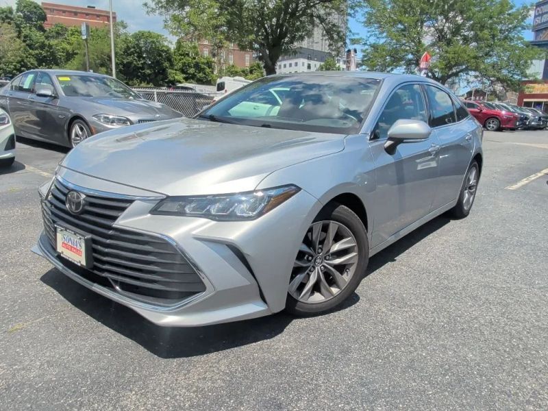2019 TOYOTA Avalon