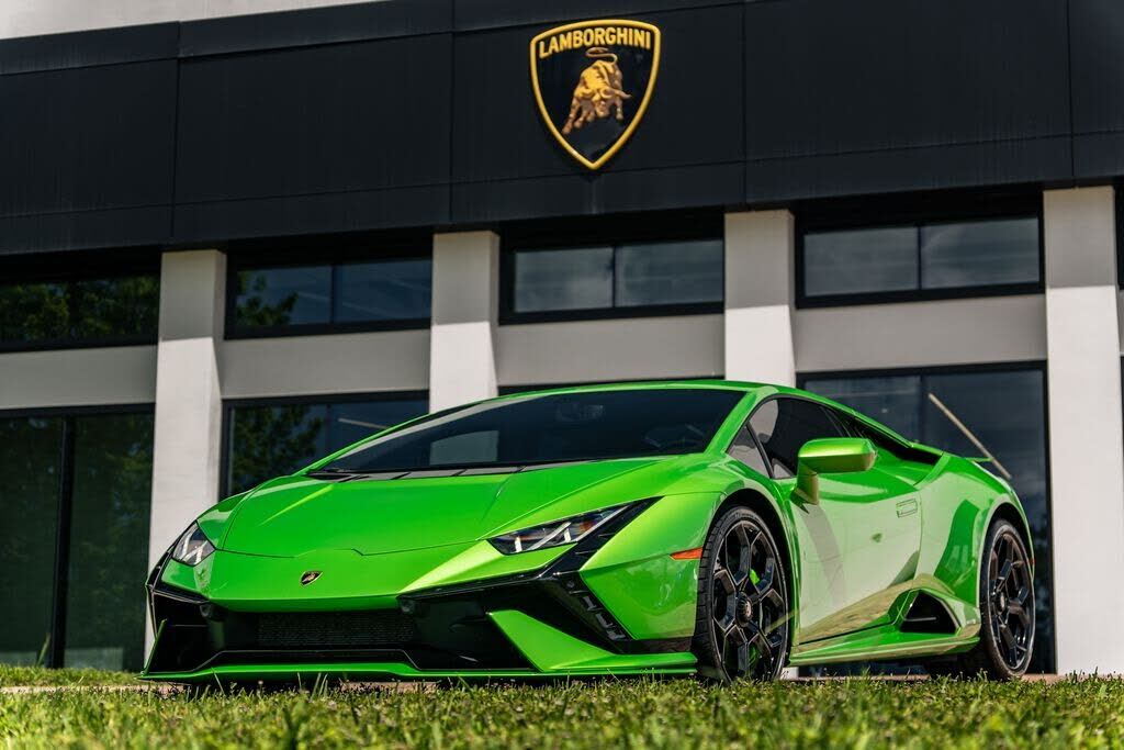 2024 LAMBORGHINI Huracan