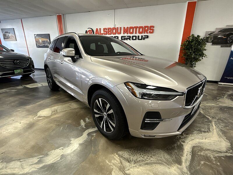 2023 VOLVO XC60