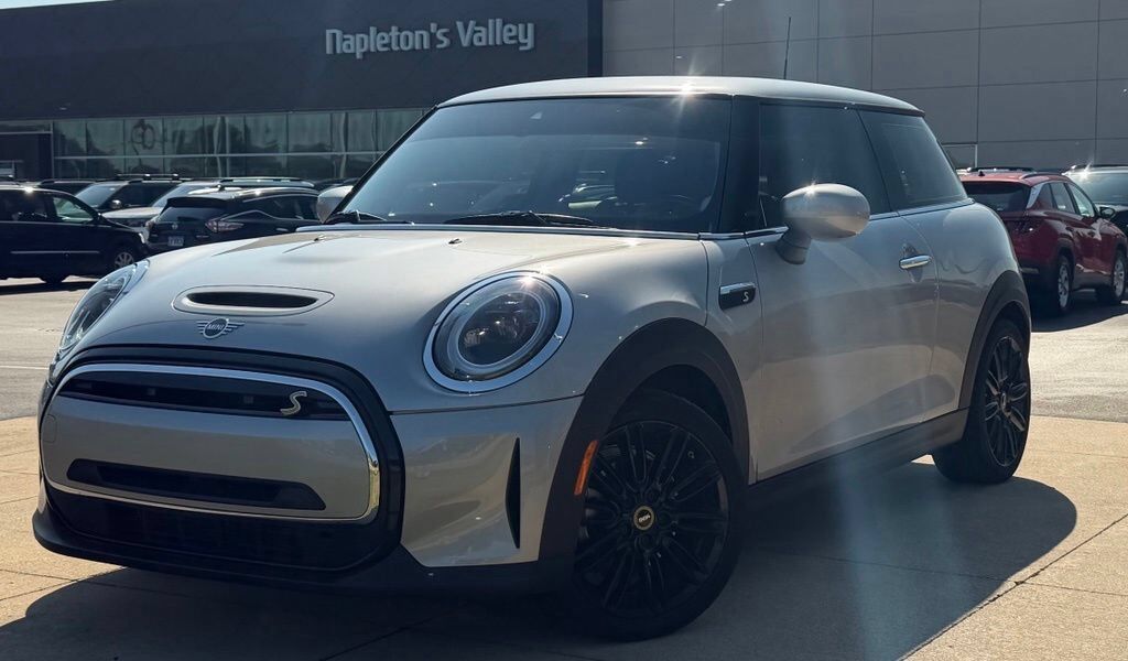 2024 MINI Hardtop