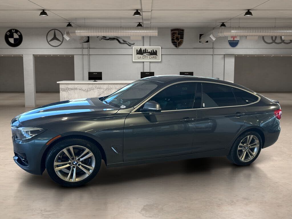2018 BMW 330i
