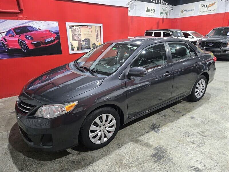 2013 TOYOTA Corolla