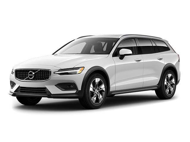 2022 VOLVO V60CC