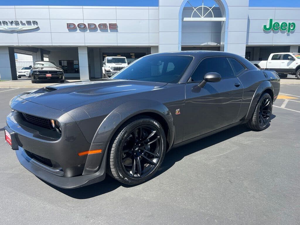 2023 DODGE Challenger