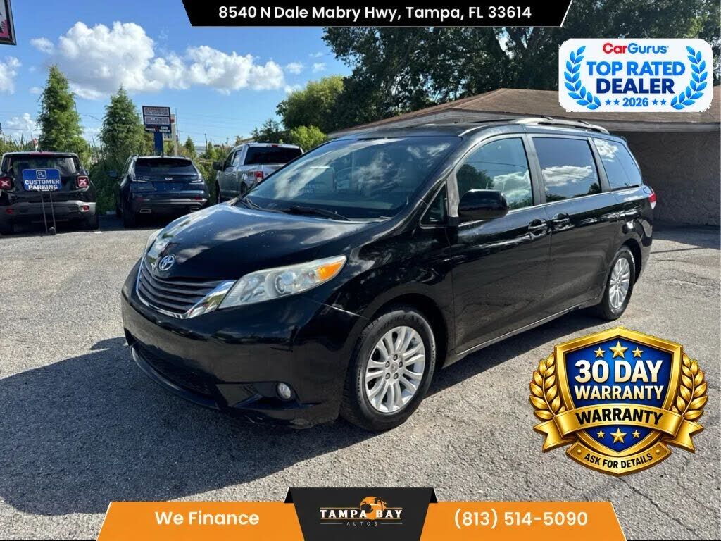 2012 TOYOTA Sienna