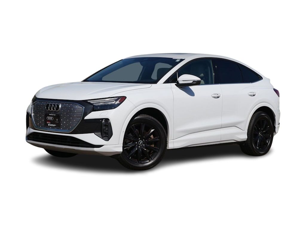 2022 AUDI Q4