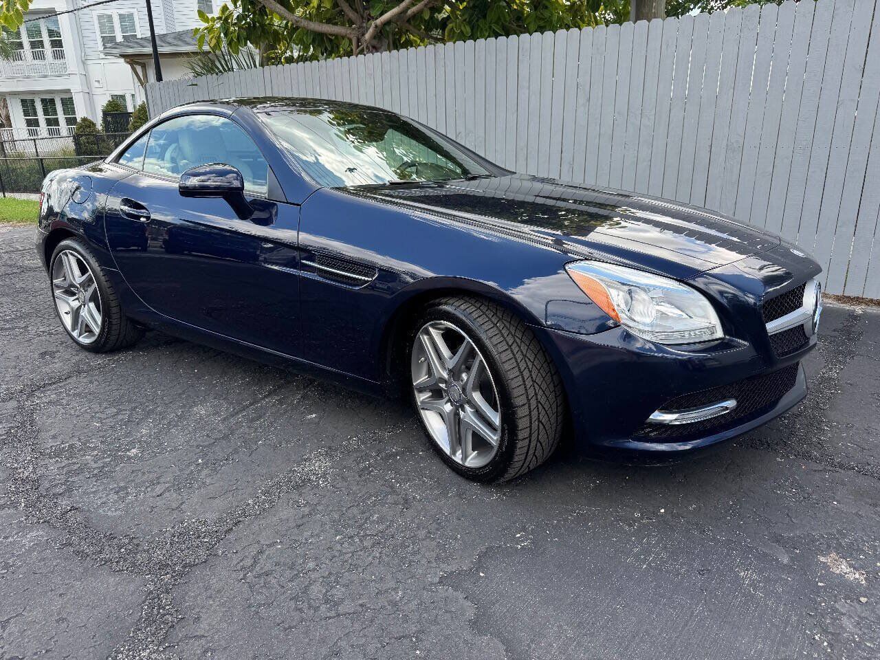 2014 MERCEDES-BENZ SLK-Class