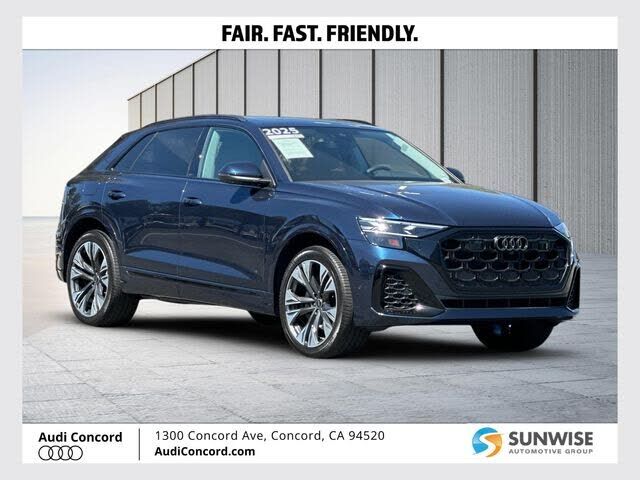 2025 AUDI Q8