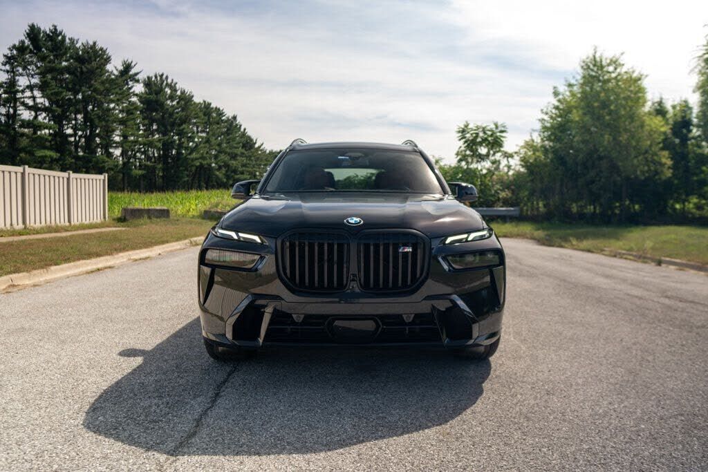 2025 BMW X7