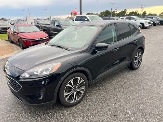 2021 FORD Escape