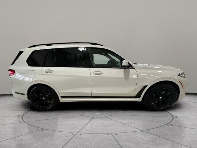 2021 BMW X7