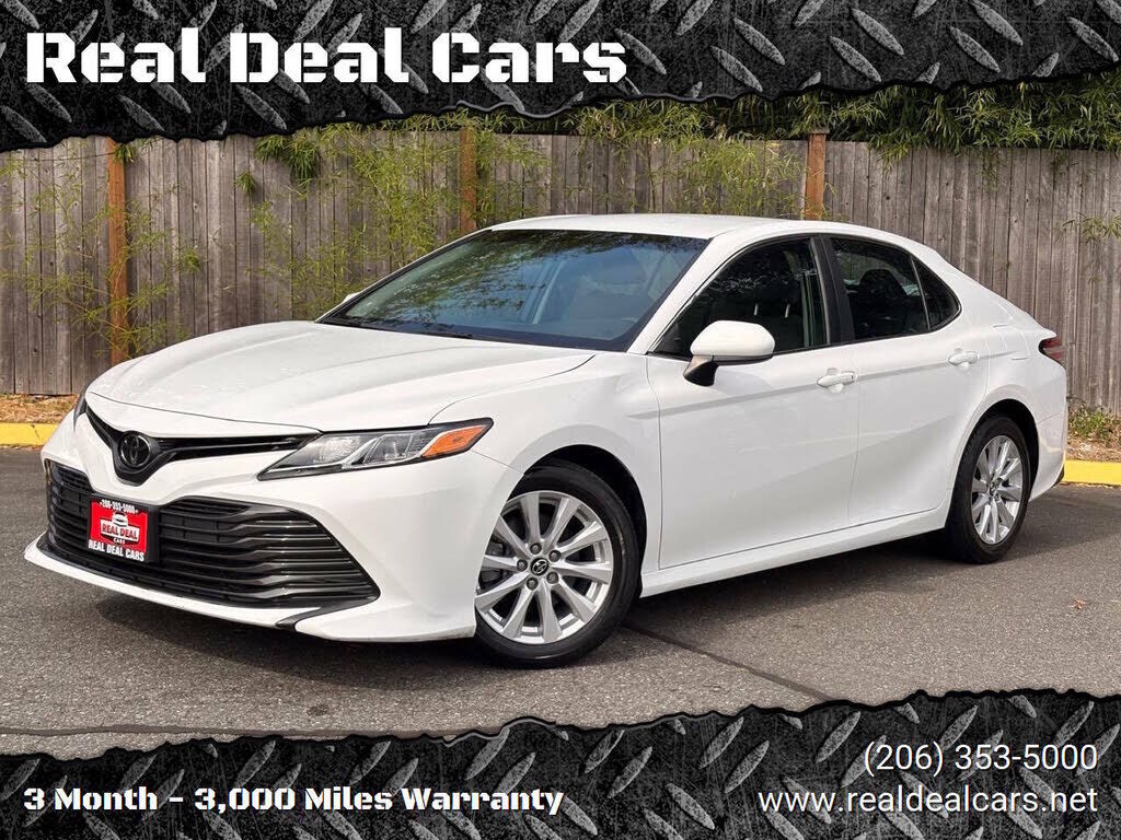 2018 TOYOTA Camry