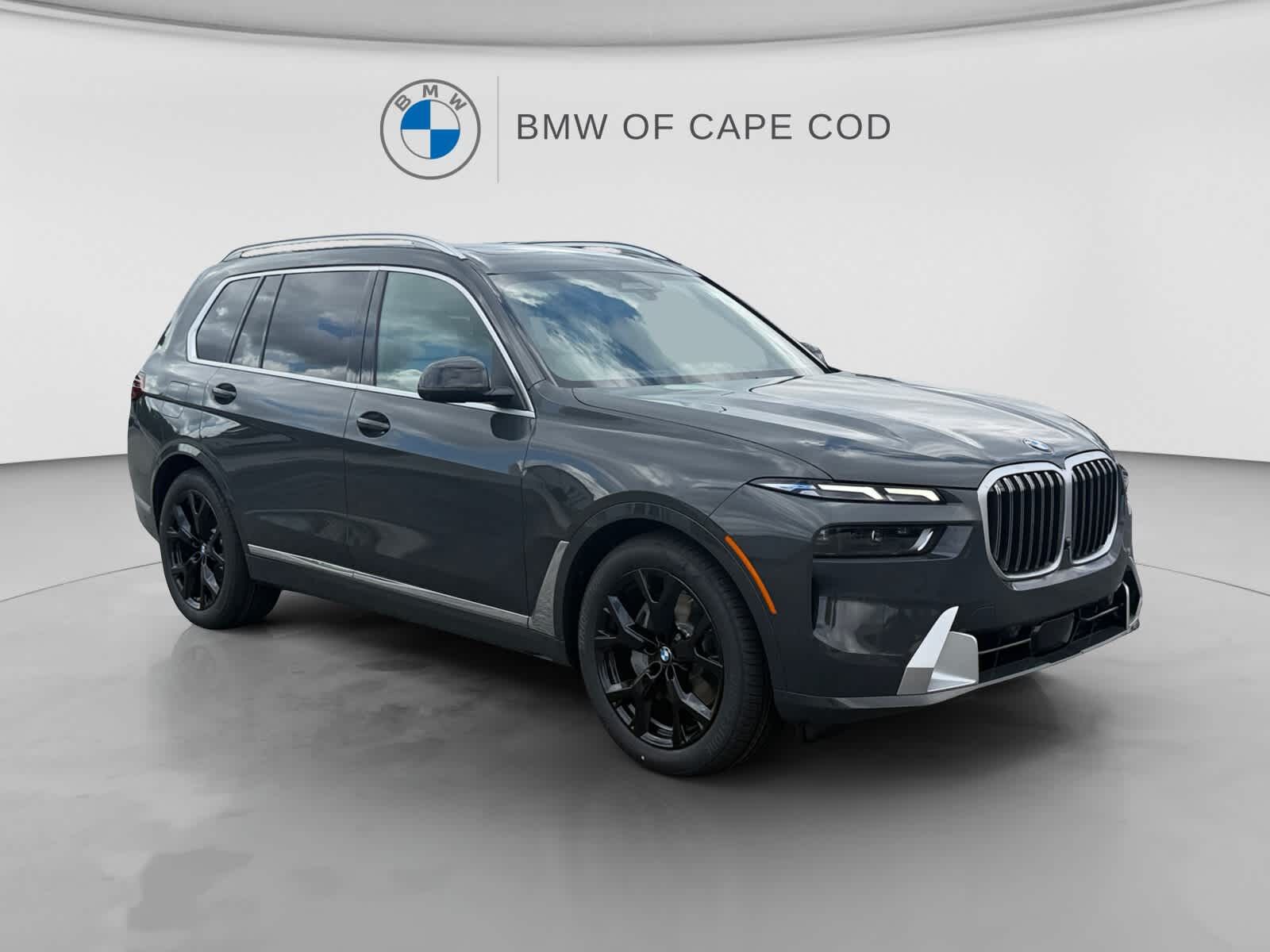 2027 BMW X7