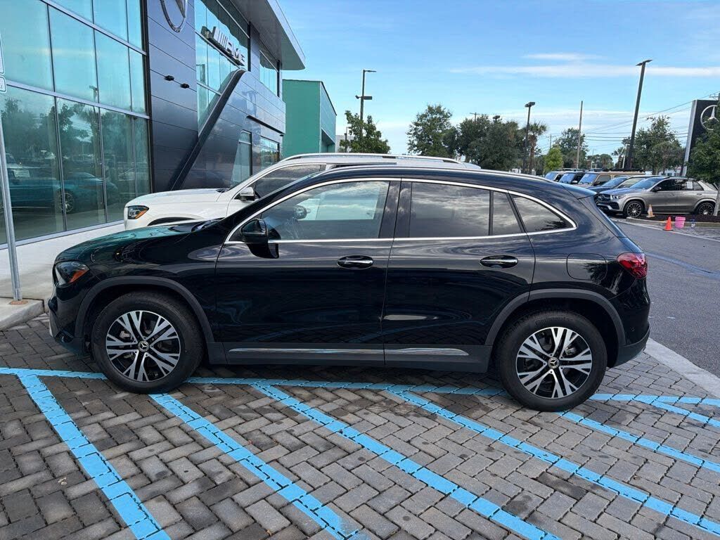 2025 Mercedes-Benz GLA-Class