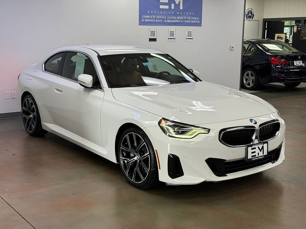2022 BMW 230i