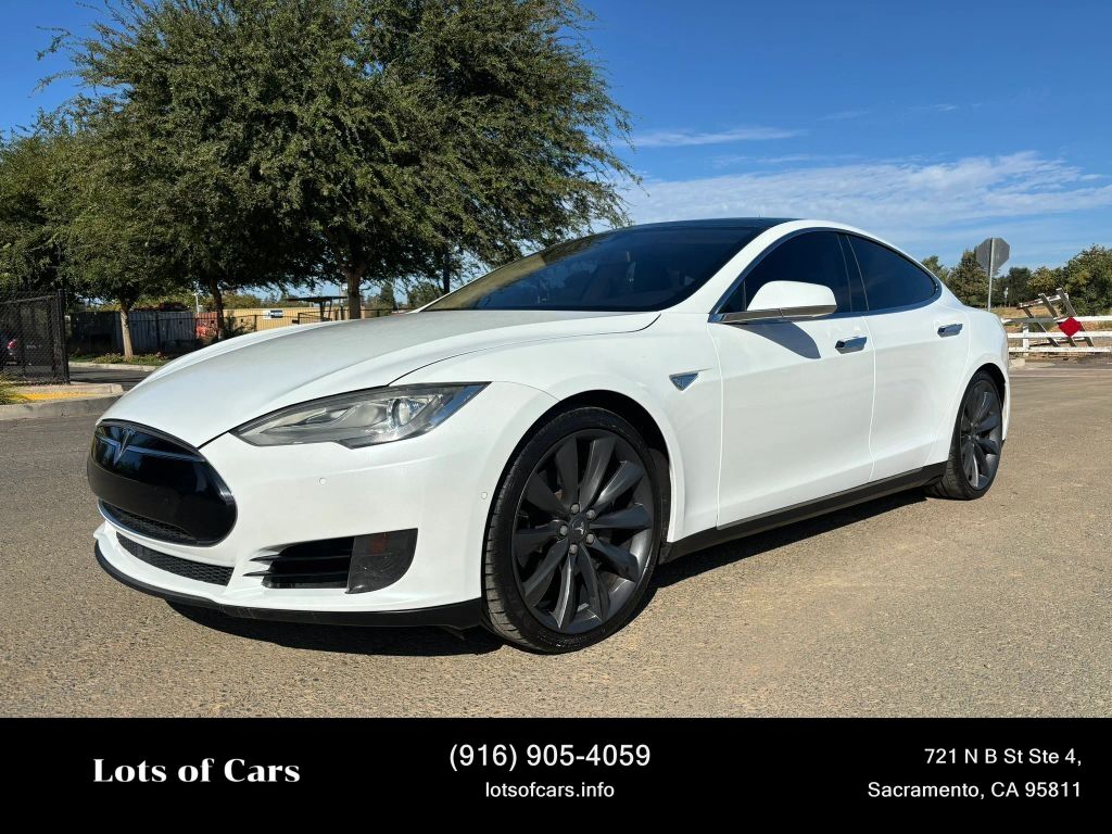 2016 TESLA Model S