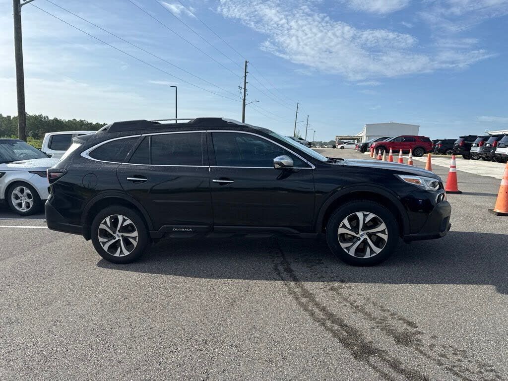 2020 SUBARU Outback