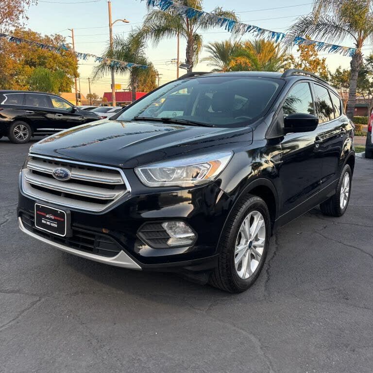 2019 FORD Escape