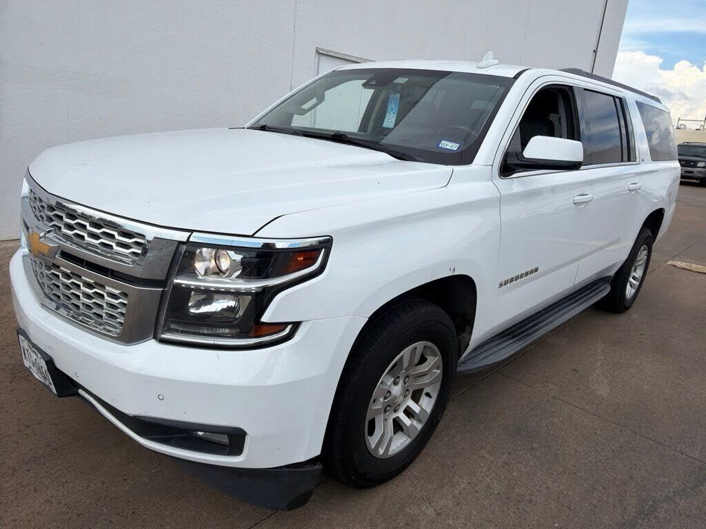 2017 CHEVROLET Suburban