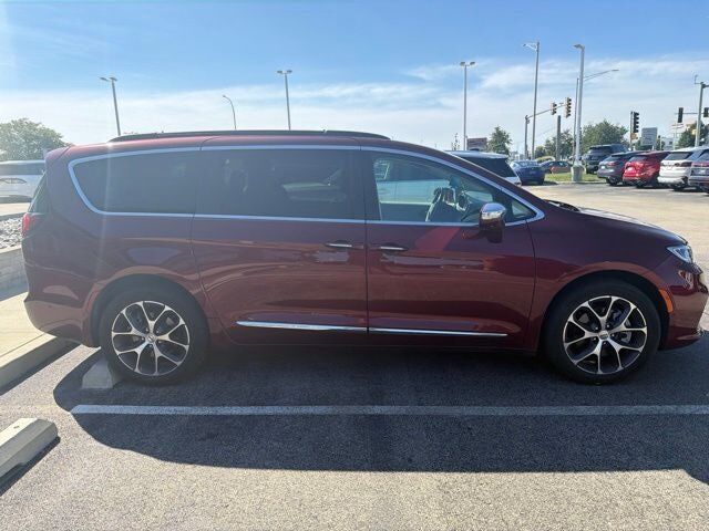 2022 CHRYSLER Pacifica