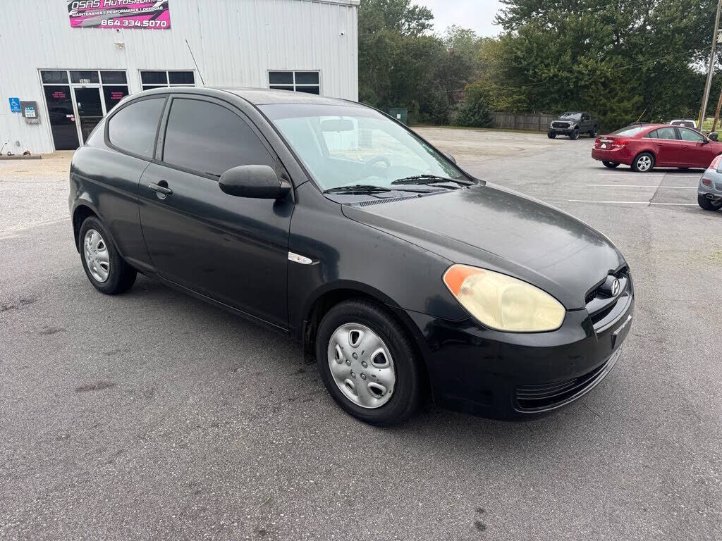 2009 HYUNDAI Accent