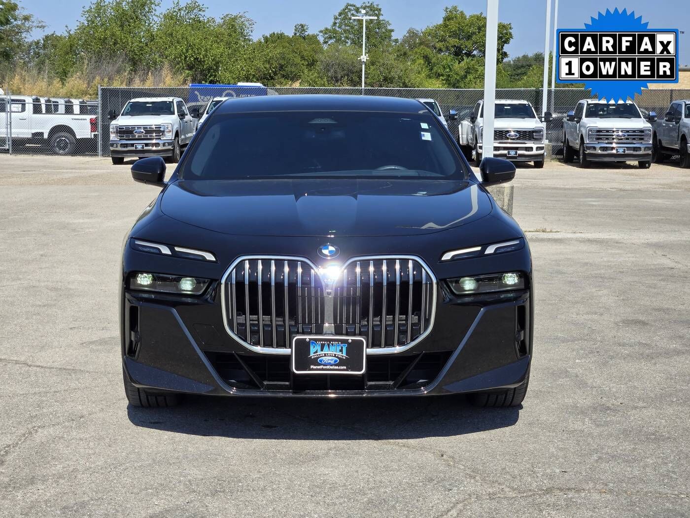 2025 BMW 740i