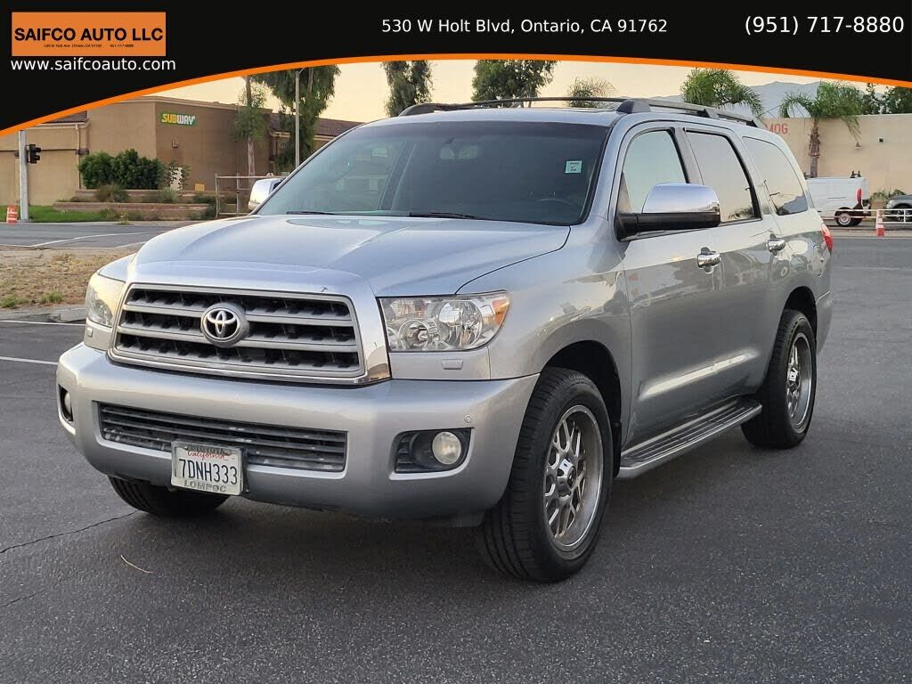 2013 TOYOTA Sequoia