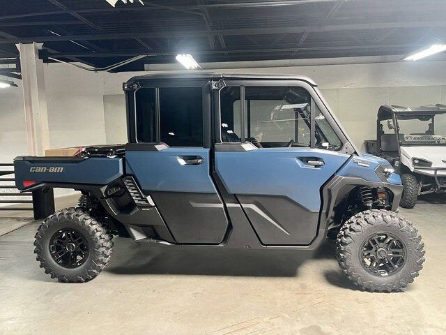 2026 CAN-AM Commander