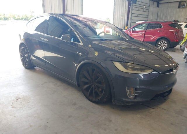 2017 TESLA Model X