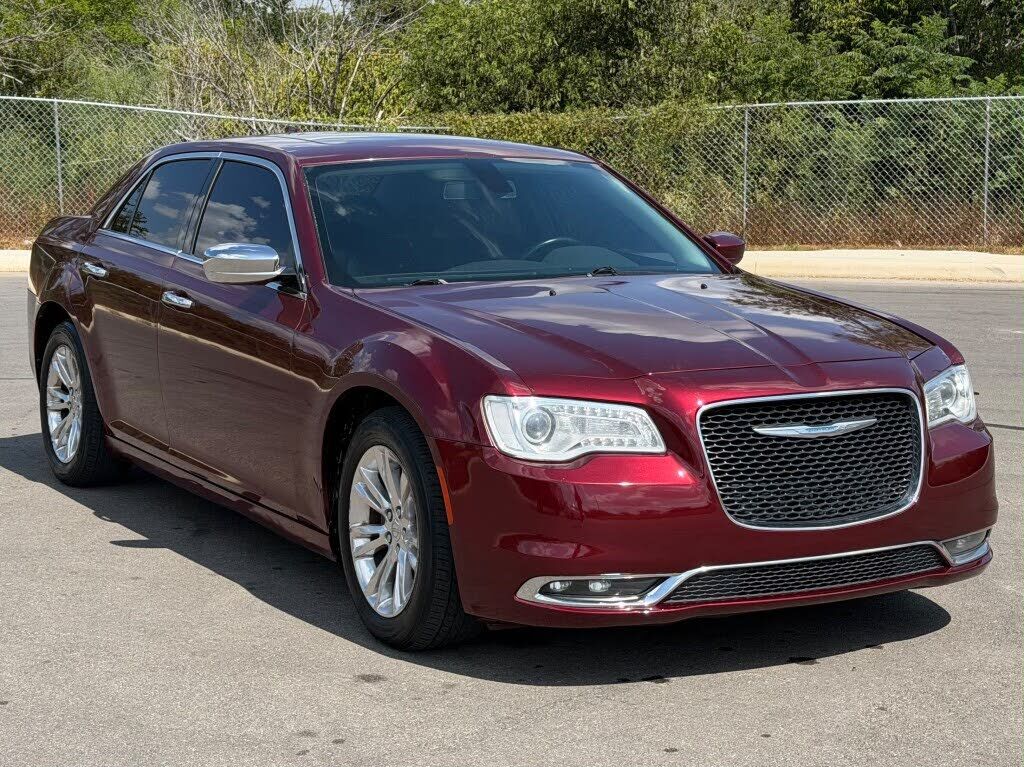 2017 CHRYSLER 300